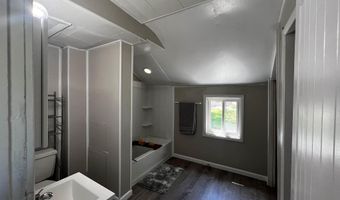 617 W 24TH St, Cheyenne, WY 82001