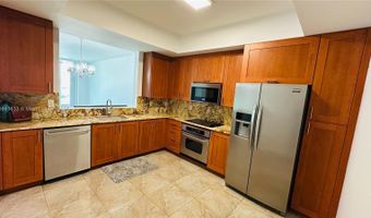 3340 NE 190th St 403, Aventura, FL 33180