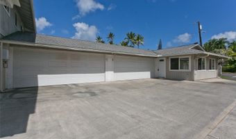 905 Kainui Dr, Kailua, HI 96734