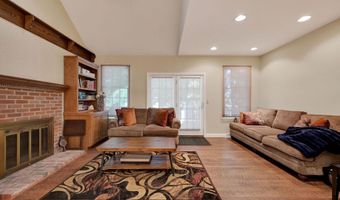 176 BURNING TREE Rd, Dover, DE 19904