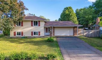 838 Jonathan Dr, Apple Valley, MN 55124