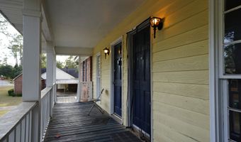 607 Eugemar Dr, Albany, GA 31707