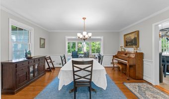 5121 BALTAN Rd, Bethesda, MD 20816