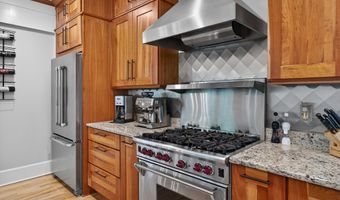 571 Providence St, Albany, NY 12208