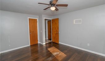 3 Luther St, Johnston, RI 02919