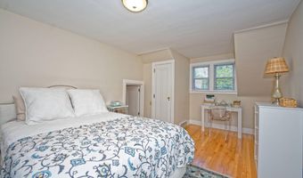 5 Kakely St, Albany, NY 12208