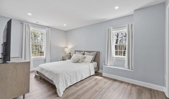 31 Manor Rd, Bolton, MA 01740