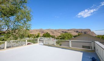 13 Cottonwood Dr, Blue Diamond, NV 89004