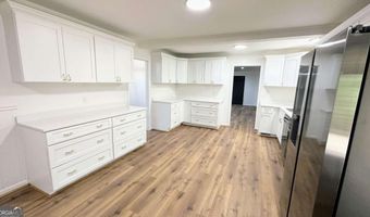 6 Windsor Cir, Anniston, AL 36207