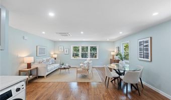 7 Laneway Ct B, Narragansett, RI 02882