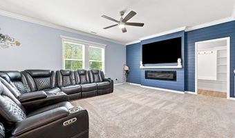 16 Lynnridge Dr, Angier, NC 27501