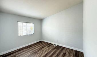 4 Magnolia Via, Anaheim, CA 92832