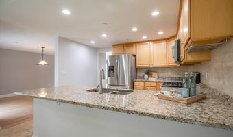 18 Eldon Way A, Atkinson, NH 03811