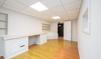 540 Sherman Ave, Belford, NJ 07718