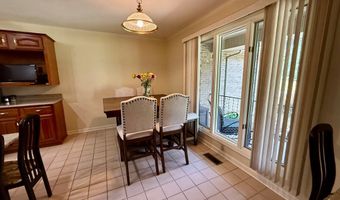 105 Beechwood Dr, Beaver, WV 25813
