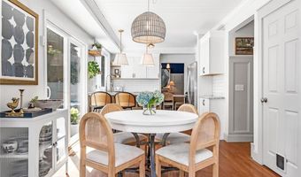 9 Kiki Cir, Cranston, RI 02921