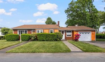 2 N Spruce St, East Providence, RI 02914