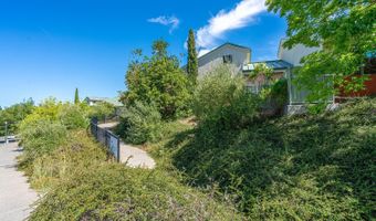 1416 Nighthawk Dr, Santa Rosa, CA 95409