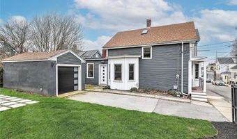 27 S Baptist St, Newport, RI 02840