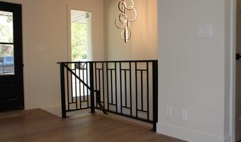 610 S 800 E, Centerville, UT 84014