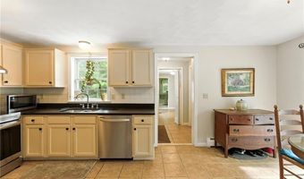 154 Black Pond Rd, Charlestown, RI 02813