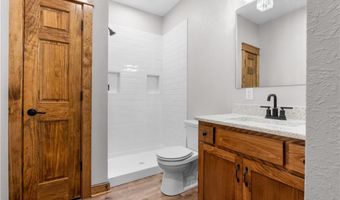 304 N Mulberry St, Adrian, MO 64720