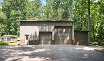 900 TUCKER Ln, Ashton, MD 20861