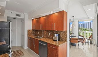 1000 W Island Blvd 504, Aventura, FL 33160