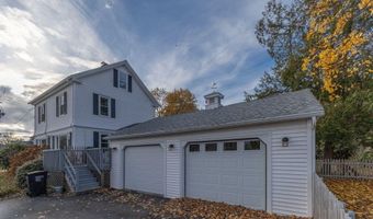 28 Mountainview Ave, Bangor, ME 04401