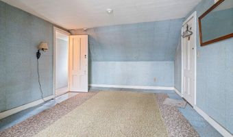 9 Willow St, Auburn, ME 04210