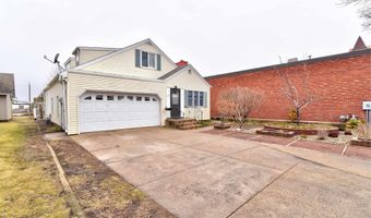 113 S 8th St, Estherville, IA 51334