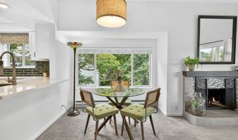 10295 SW Trapper Ter Bld#7, Beaverton, OR 97008