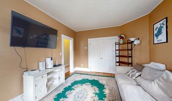 14 Bayard St, Boston, MA 02134