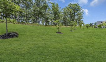22 Flanders Dr, Barnegat, NJ 08005