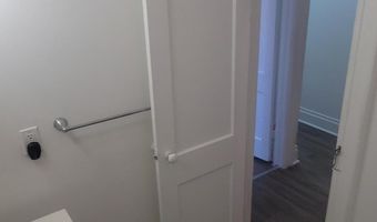 9 St Joseph'S Ter 3B, Albany, NY 12210