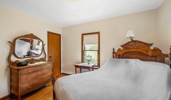 156 E Weisheimer Rd, Columbus, OH 43214