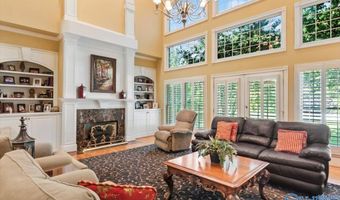 280 St Andrews Ln, Albertville, AL 35951