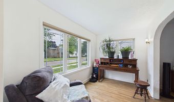 1334 Dunham St, Albert Lea, MN 56007