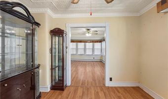 63 Lincoln Ave, Cranston, RI 02920