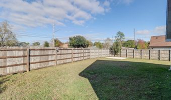 2082 Juniper Dr, Biloxi, MS 39532