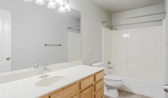 3304 SW Deerfield Blvd 2, Bentonville, AR 72713