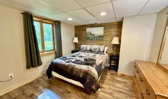 82 Tennyson Cir, Albrightsville, PA 18210