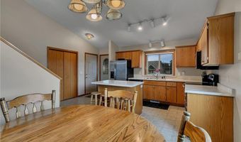 409 Highlands Dr, Albany, MN 56307