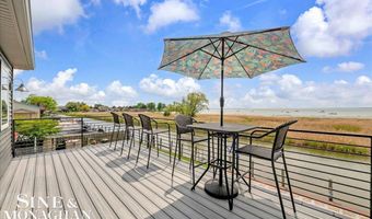 7305 Dyke Rd, Algonac, MI 48001