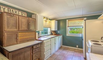 100 14th St, Apalachicola, FL 32320