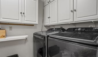 487 Oaklawn Pl, Biloxi, MS 39530