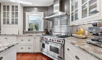 767 Oak St, Ashland, OR 97520