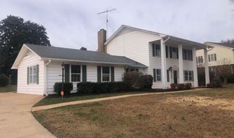 105 Forestdale Dr, Boiling Springs, SC 29316