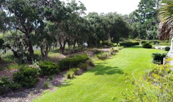 1 Bennett Point Dr A, Beaufort, SC 29907