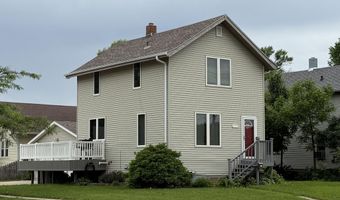 24 NE 8th Ave, Aberdeen, SD 57401
